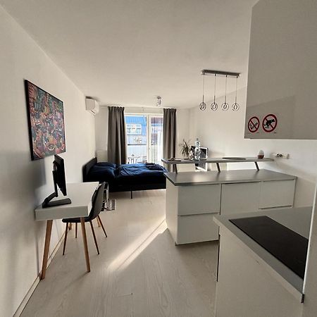 New Studio, Central Location! Bratislava Ngoại thất bức ảnh